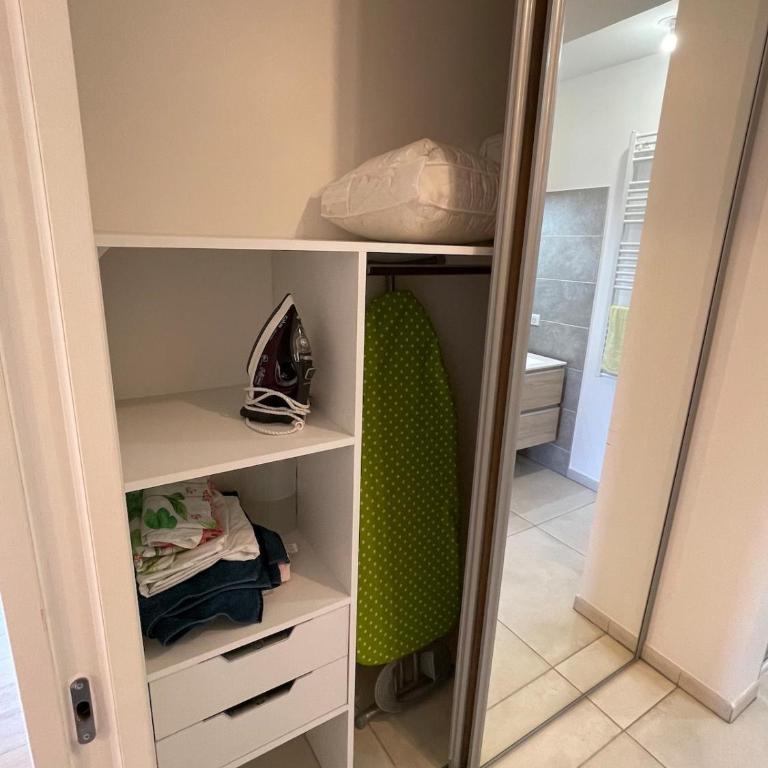 Large apartment with air conditioning, terrace and parking - Apartamento de 3 dormitorios - Planta Alta - 9