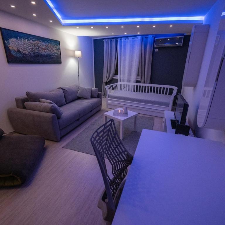 Dove's Nook - A Stylish City Center Retreat - Apartman sa 1 Spavaćom Sobom - 1