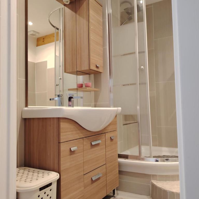 La Villa Gialla - Appartamento con 2 Camere da Letto - 10