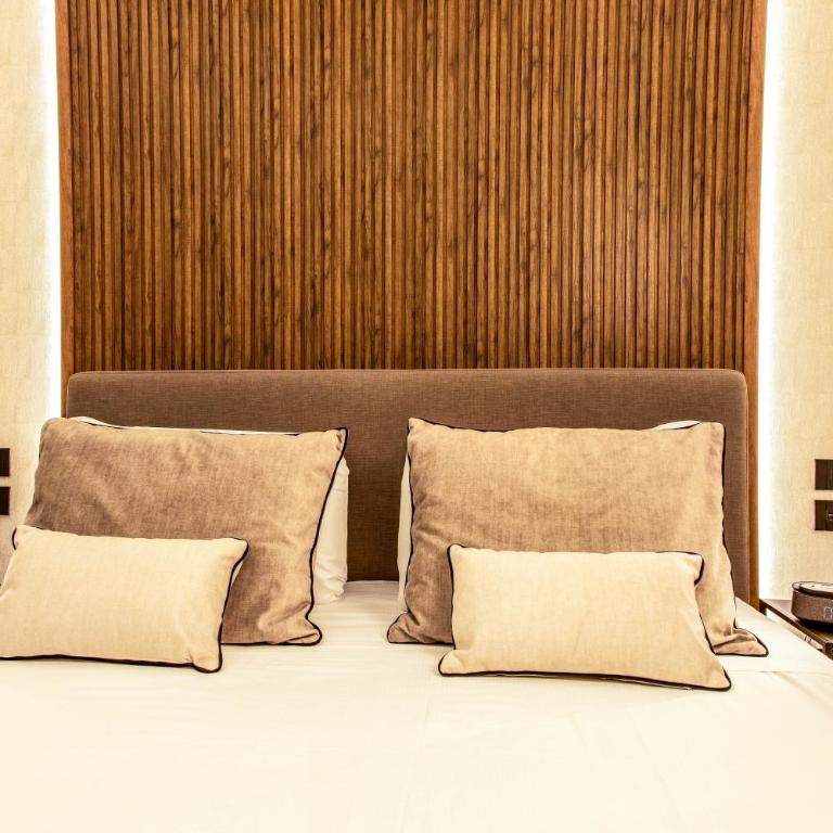 Mamalu - Corso Umberto 35 - Studios and Suites - Camera Matrimoniale Superior - 4