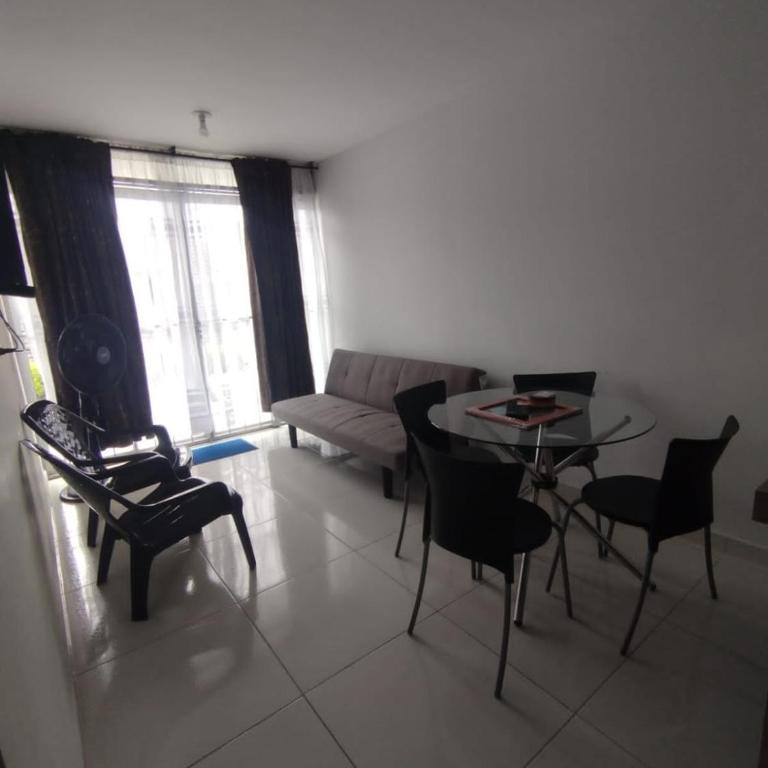 Apto Oviedo - Three-Bedroom Apartment - 3