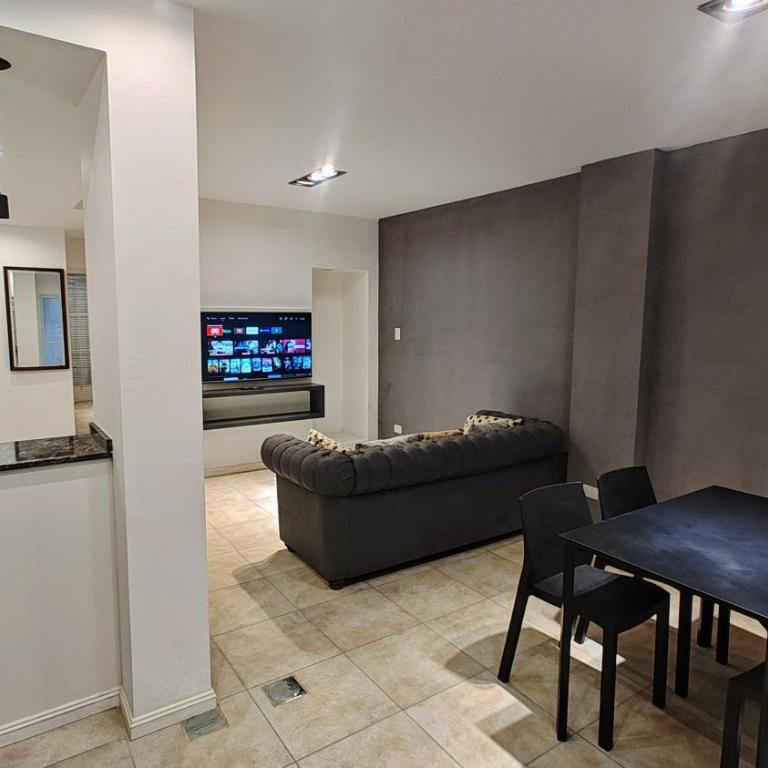 Amplio 2 ambientes Plaza Colon - Apartamento de 1 Dormitorio con balcón y vistas a la ciudad - 19