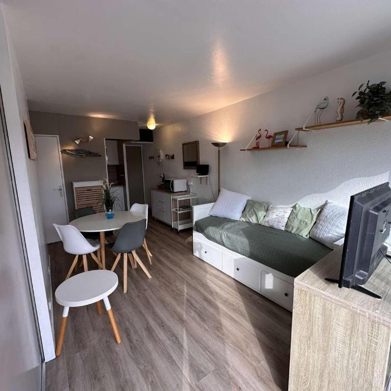 Appartement 2 pièces climatisé avec parking, terrasse - Port Camargue - FR-1-731-110 - Apartment - 8