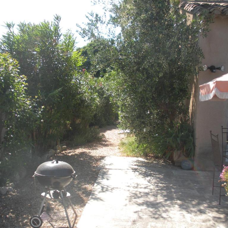 Gites Climatisés Piscine Chauffée La Balancelle - Cottage Calin - 22