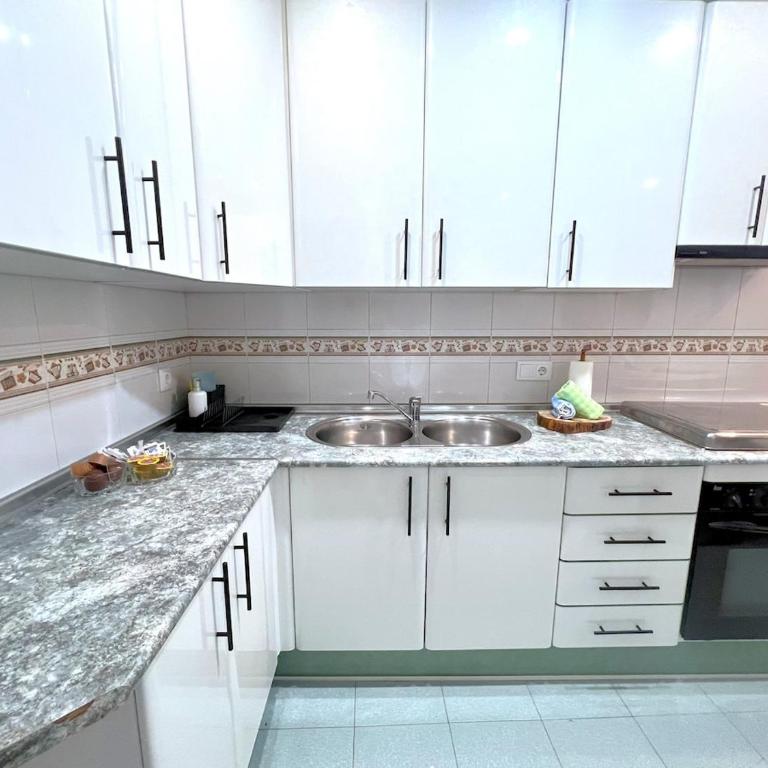 Evans Realty BK 3 habitaciones dobles - Three-Bedroom Apartment - 21