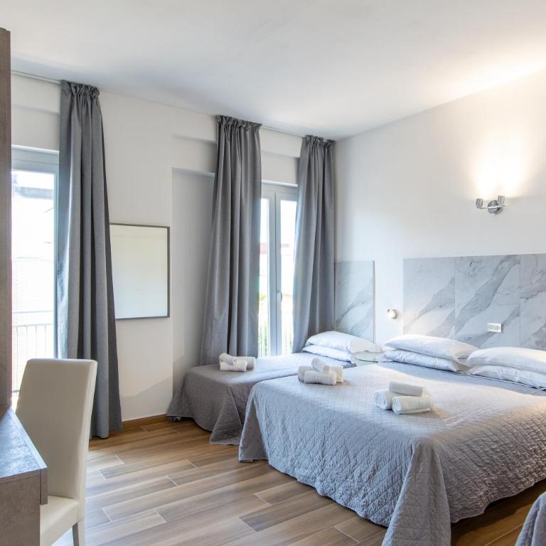 White Club Cesenatico - Double Room with Balcony - 1