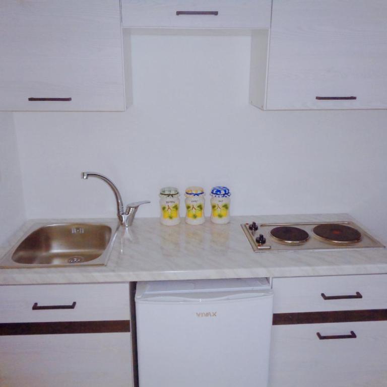 Villa Boka Sunrise Apartments - Two-Bedroom Apartment - 9