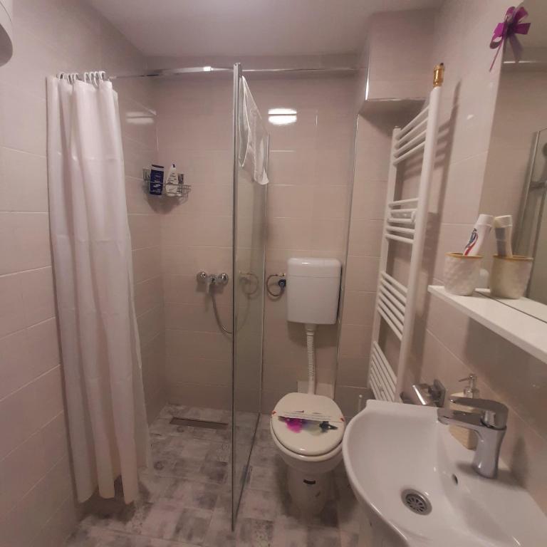 Apartman MiSSS - One-Bedroom Apartment - 10