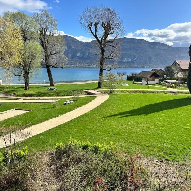 Appartement, 20m du lac Conjux, vue lac - Appartement 2 Chambres - 20