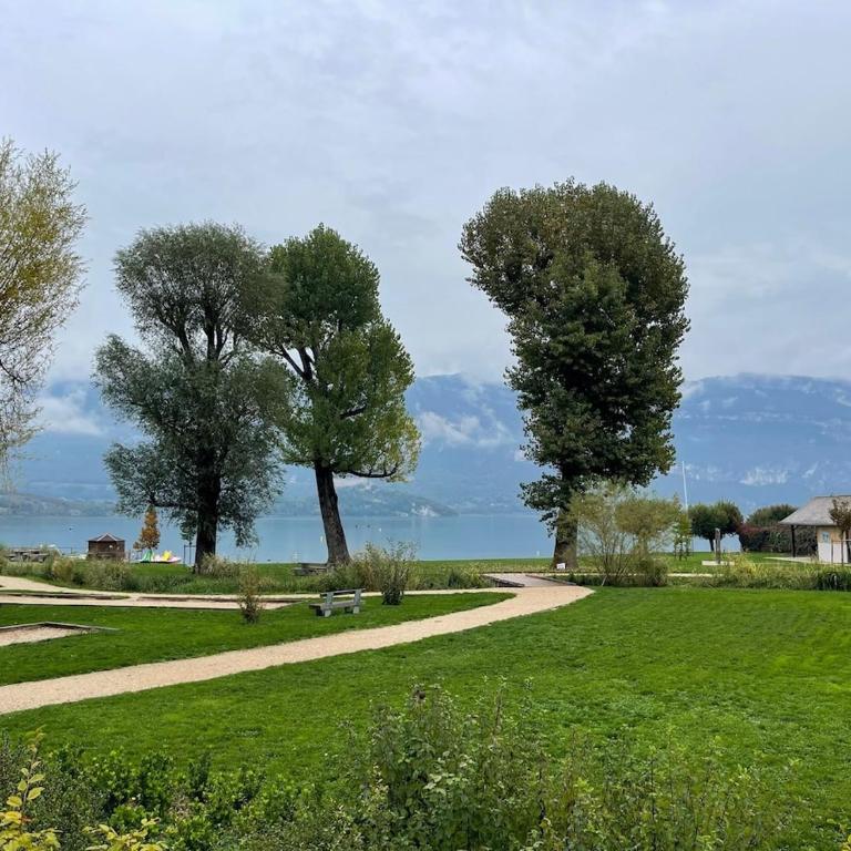 Appartement, 20m du lac Conjux, vue lac - Appartement 2 Chambres - 24