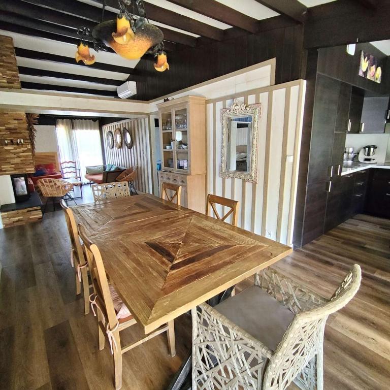 Villa rénovée avec jardin, terrasse, clim et WiFi à Lège-Cap-Ferret - Villa 3 Chambres - 14
