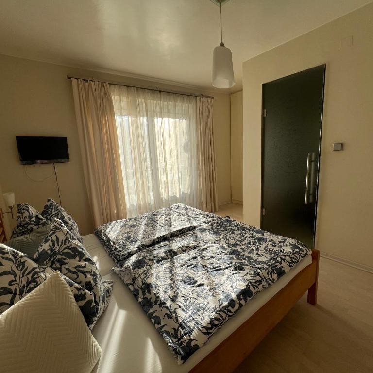 Gästezimmer La Storia - Doppelzimmer mit Balkon - 4
