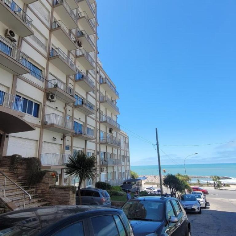 Departamento 2 ambientes Playa Varese a media cuadra de la costa - Apartamento de 1 dormitorio - 1