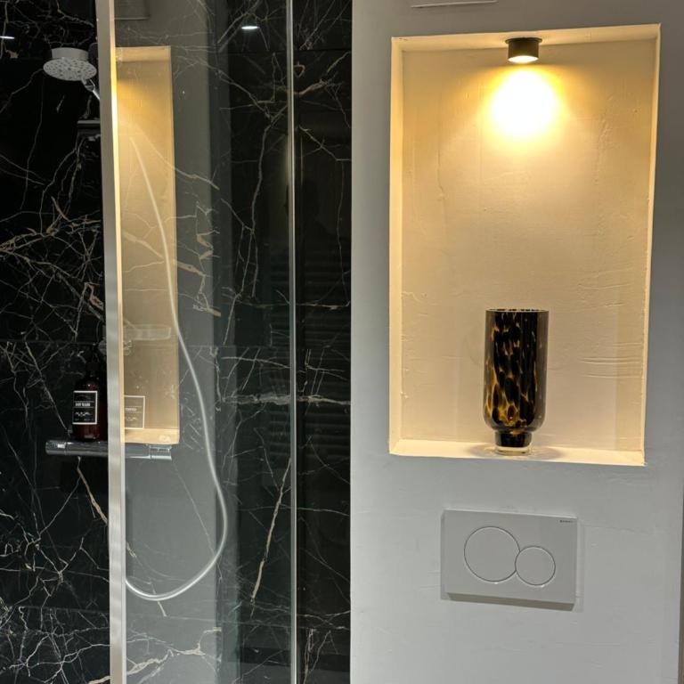 Suite Miraval - Appartamento con 1 Camera da Letto - 13