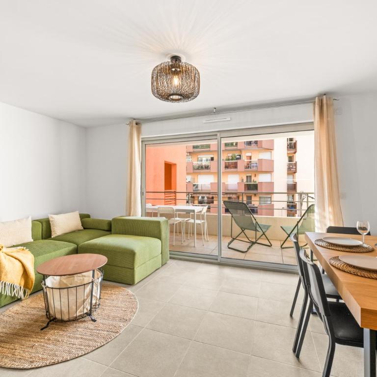 Val d'Or, appartement moderne et famillial pour 4 personnes, Parking, centre gare - Apartment mit 2 Schlafzimmern - 7