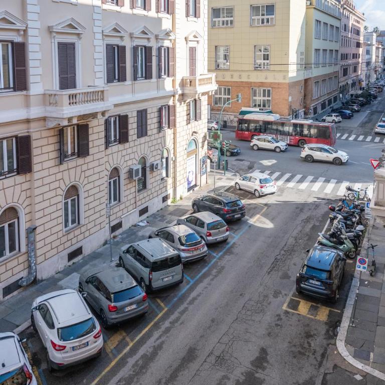 Domus Palestro - Appartamento Standard con 3 Camere da Letto - 36
