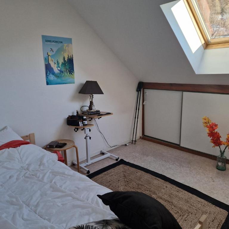 Gite de la Draye - Chambre Simple Standard avec Salle de Bains Commune - 4
