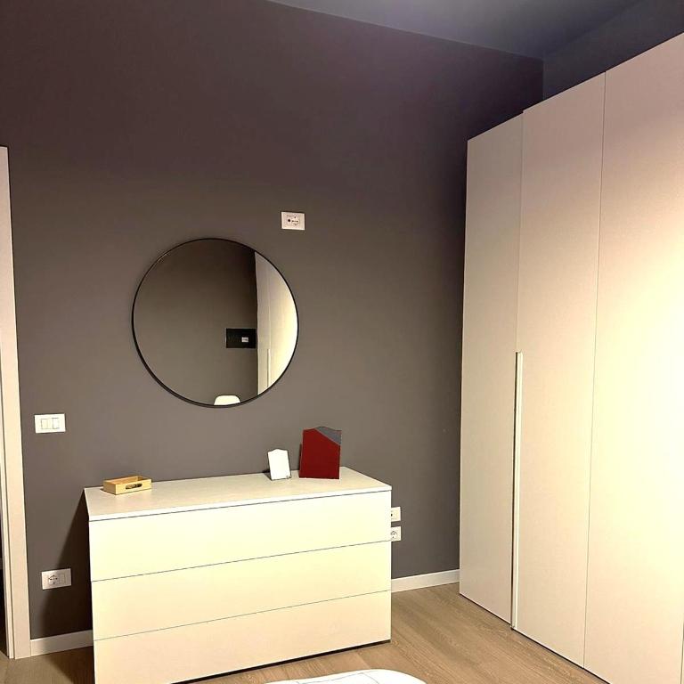 La casa di Anna, appartamento trilocale con balcone e garage - Two-Bedroom Apartment - 9