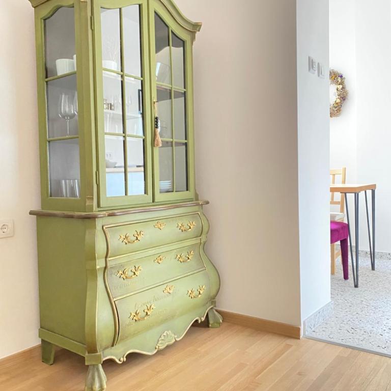 City center salon-style apartment free parking - Apartman sa 1 Spavaćom Sobom - 8