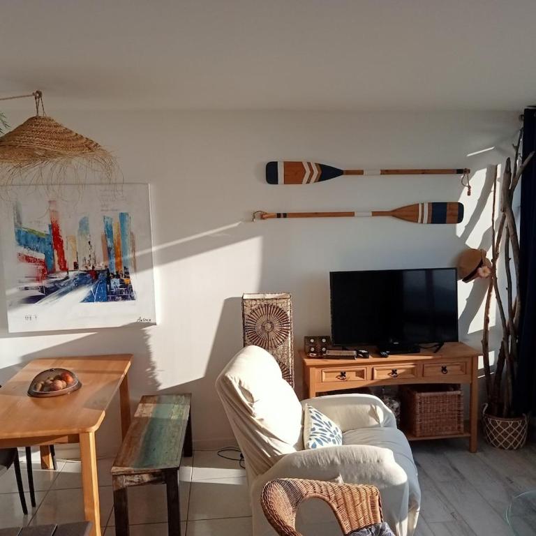 Le Paradis Bleu ! - Two-Bedroom Apartment - 5