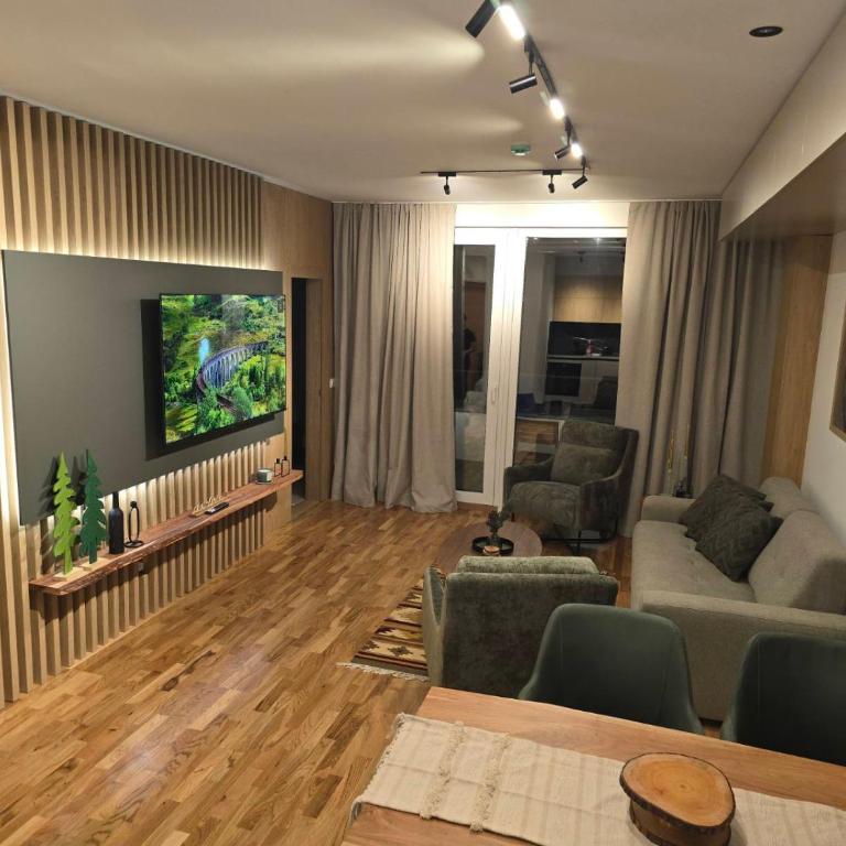 RIO DELUXE A1-8 - ApartHotel Vucko - Private Host - Apartman sa 2 Spavaće Sobe i Pogledom na Planinu - 3