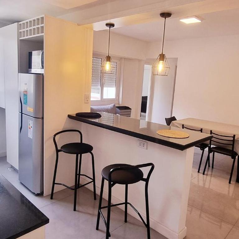 Dpto 3 ambientes - Apartamento de 2 dormitorios - 1