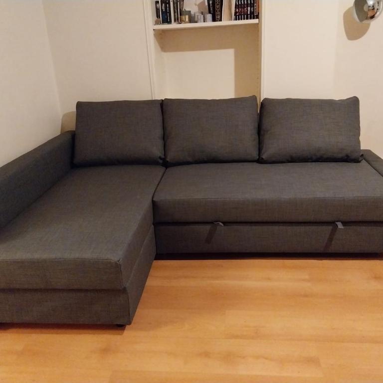 Amazing 1 bedroom, 30sec from Arc de Triomphe - One-Bedroom Apartment - 11