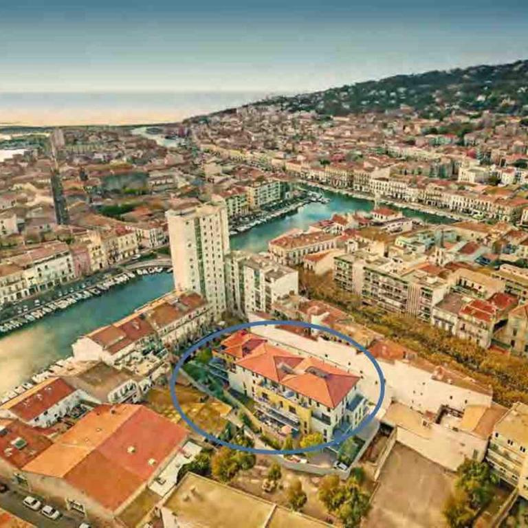 Apt au calme avec terrasse et parking CV - Appartement 1 Chambre - 19