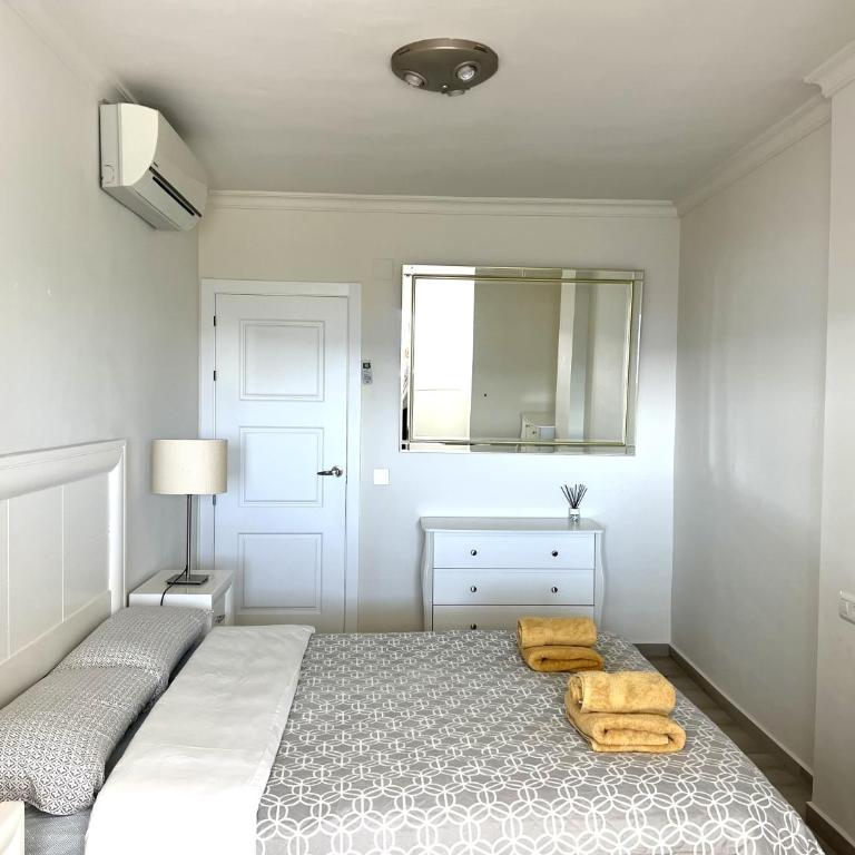 Mi Capricho beachfront penthouse with terrace and sea view - Apartamento de 3 dormitorios con vistas al mar - 23