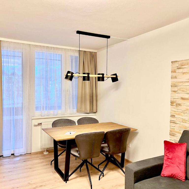 family & friends Apartment am Kurpark - Apartment mit 2 Schlafzimmern und Balkon - 48