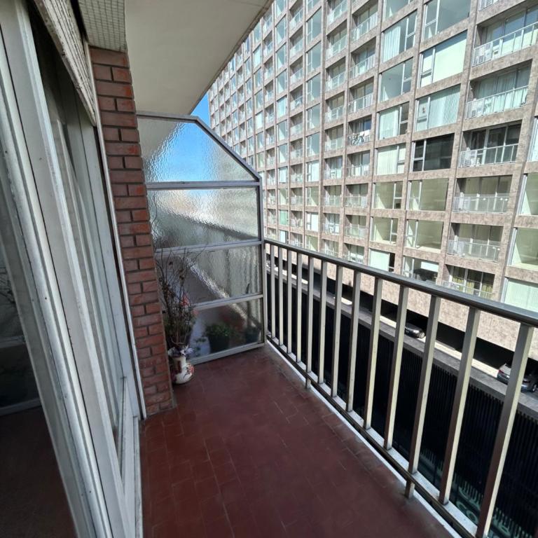 Departamento 3 ambientes con balcón - Apartamento de 2 dormitorios con vistas al mar - 5