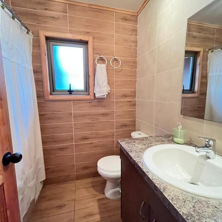 Casa a orilla de Lago Panguipulli - Four-Bedroom House - 7