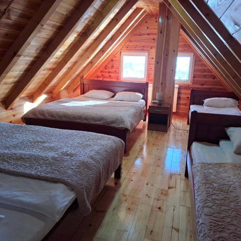 Apartmani Prisoje - Suite with Mountain View - 4