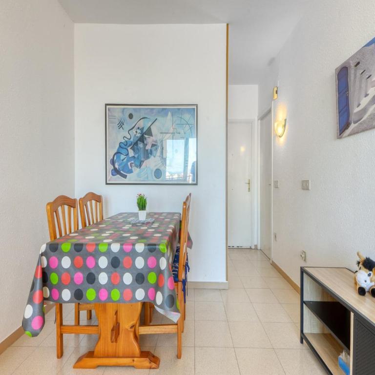 Apartment in Rosas near Sta Margarita Beach - Two-Bedroom Apartment - 20