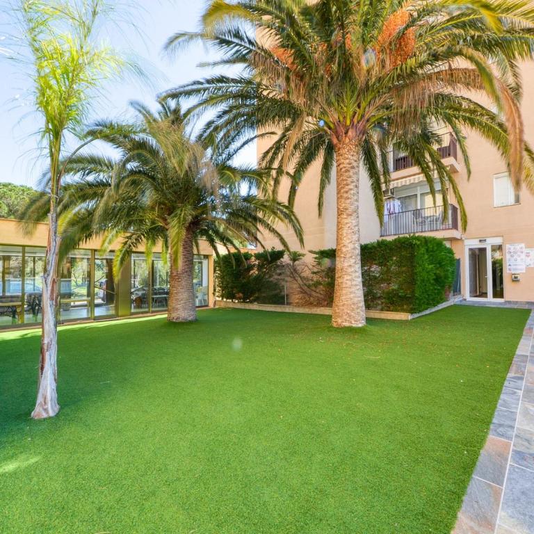 Apartment in Rosas near Sta Margarita Beach - Two-Bedroom Apartment - 30