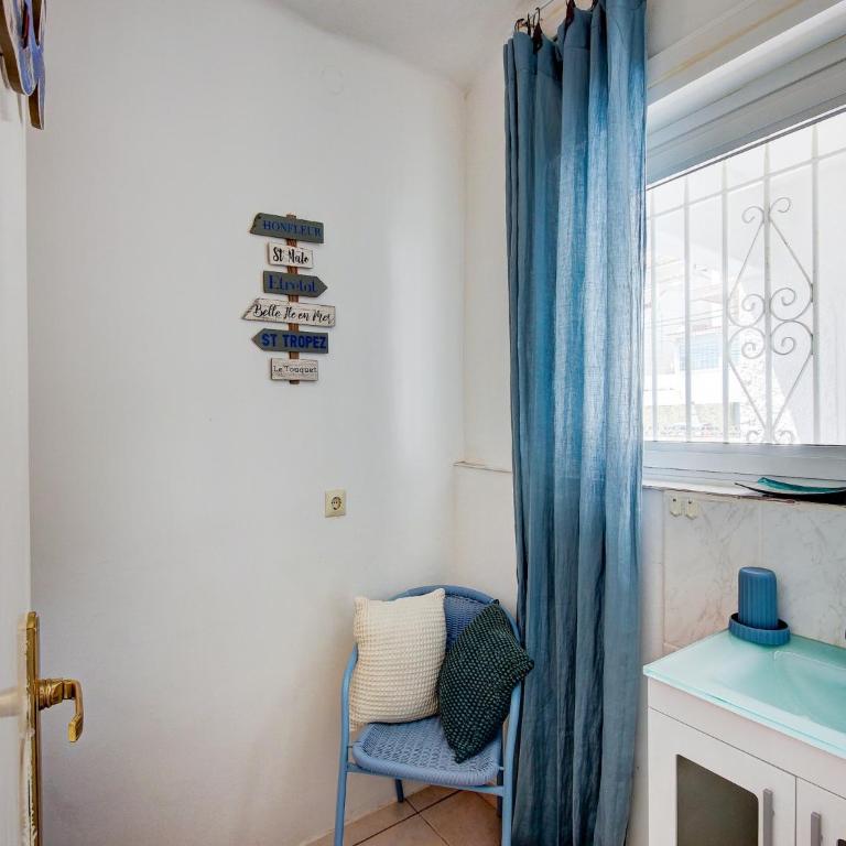 Apartment in Rosas near Canyelles Beach - Two-Bedroom Apartment - 17
