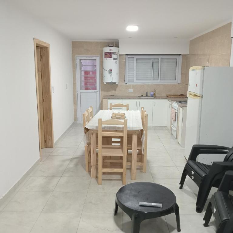 Residencia Los Miottis - Two-Bedroom Apartment - 10