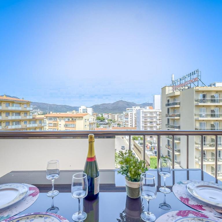 Apartment in Roses by the Beach - Two-Bedroom Apartment - 31