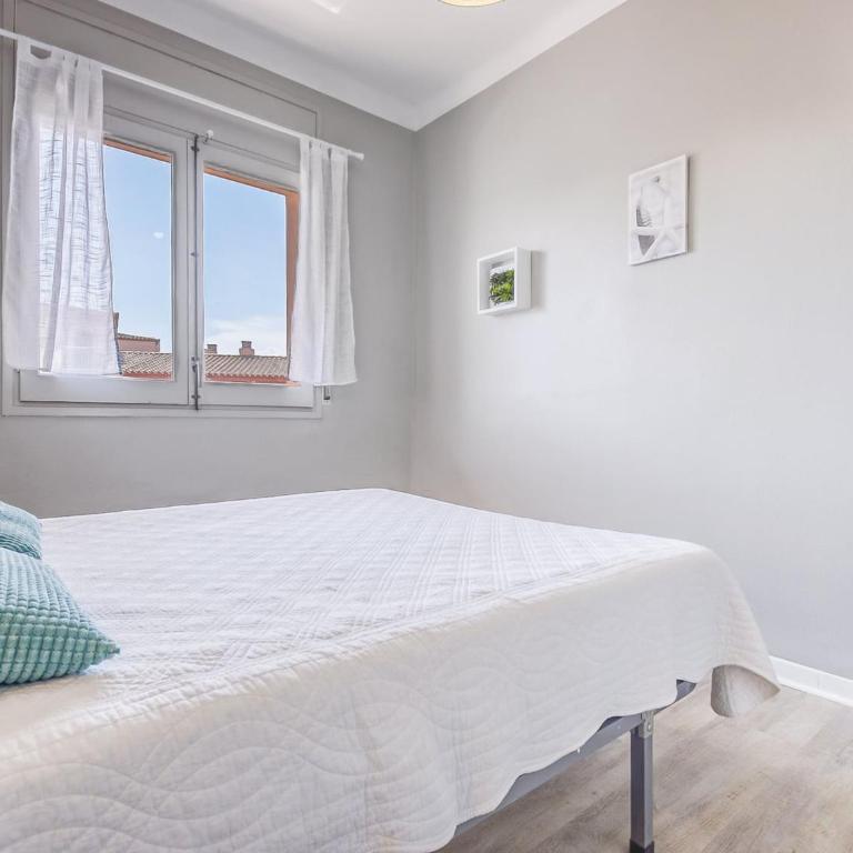 Apartment in Roses by the Beach - Two-Bedroom Apartment - 22