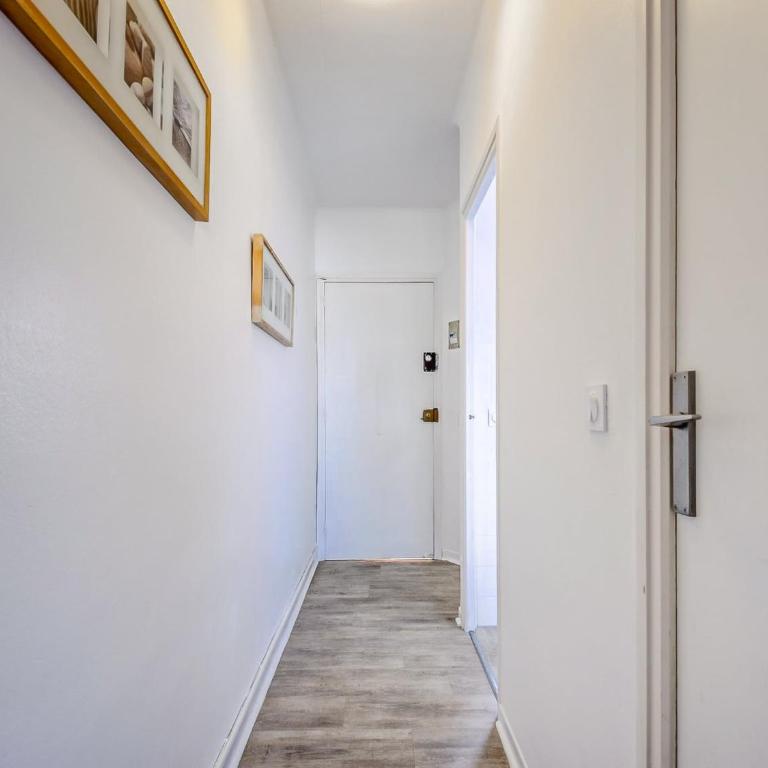 Apartment in Roses by the Beach - Two-Bedroom Apartment - 15