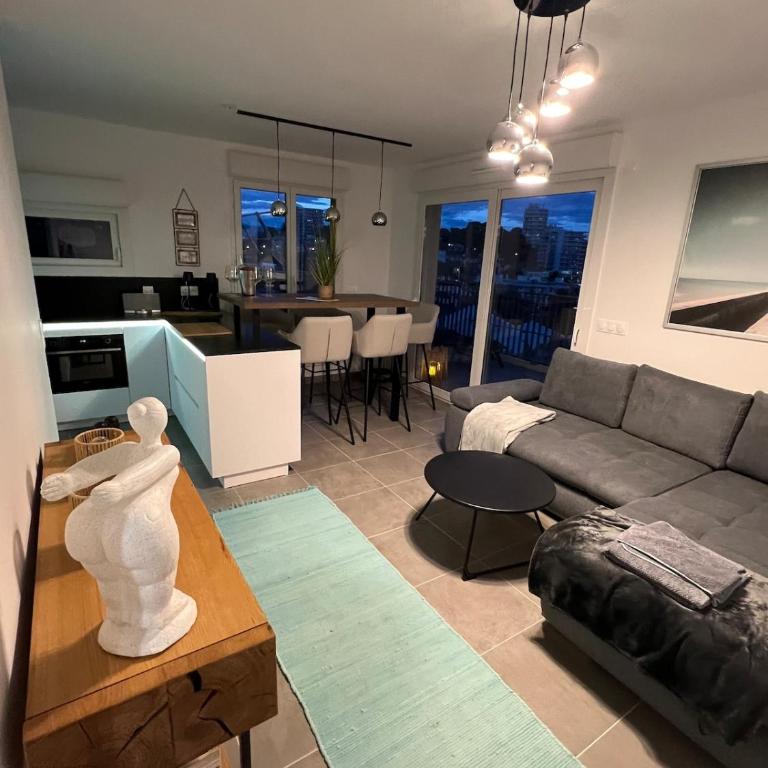 New Appartment in Antibes - Appartement 2 Chambres - 1