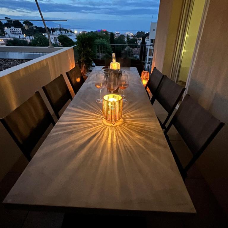 New Appartment in Antibes - Appartement 2 Chambres - 12