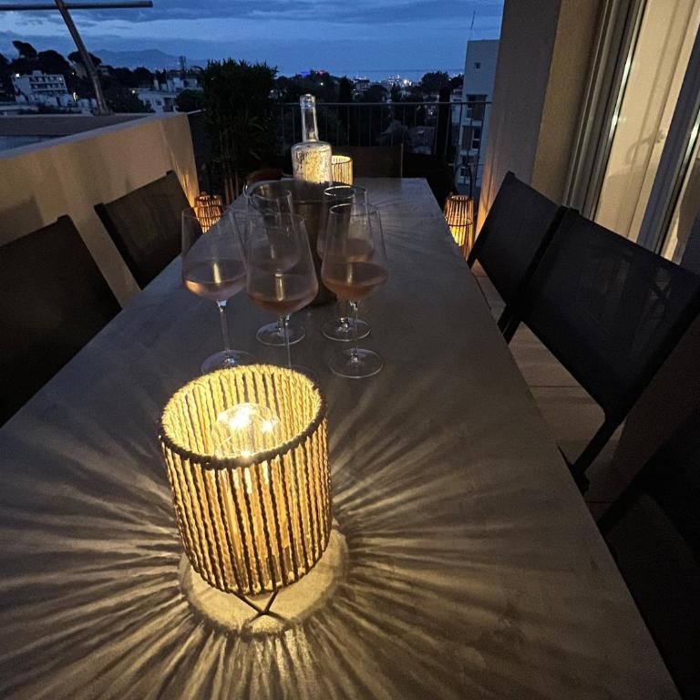 New Appartment in Antibes - Appartement 2 Chambres - 14