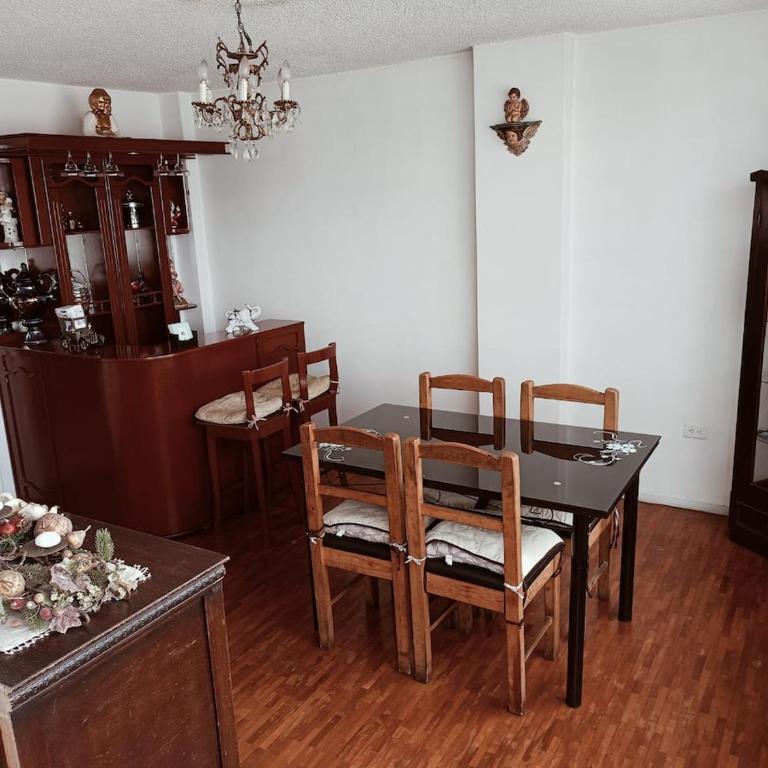 Quito - Two-Bedroom Apartment - 22