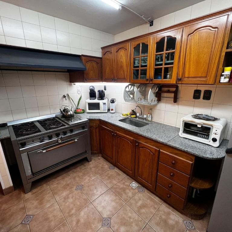 Excelente Quinta para descanso - Casa de 4 dormitorios - 17
