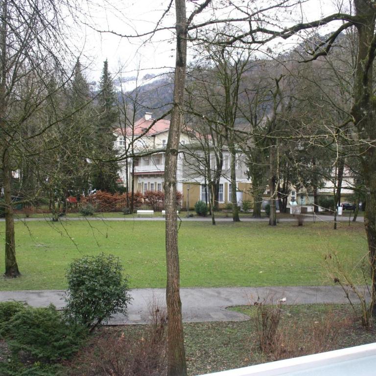 Ferienwohnung am Ortenaupark - Apartment mit Gartenblick - 13
