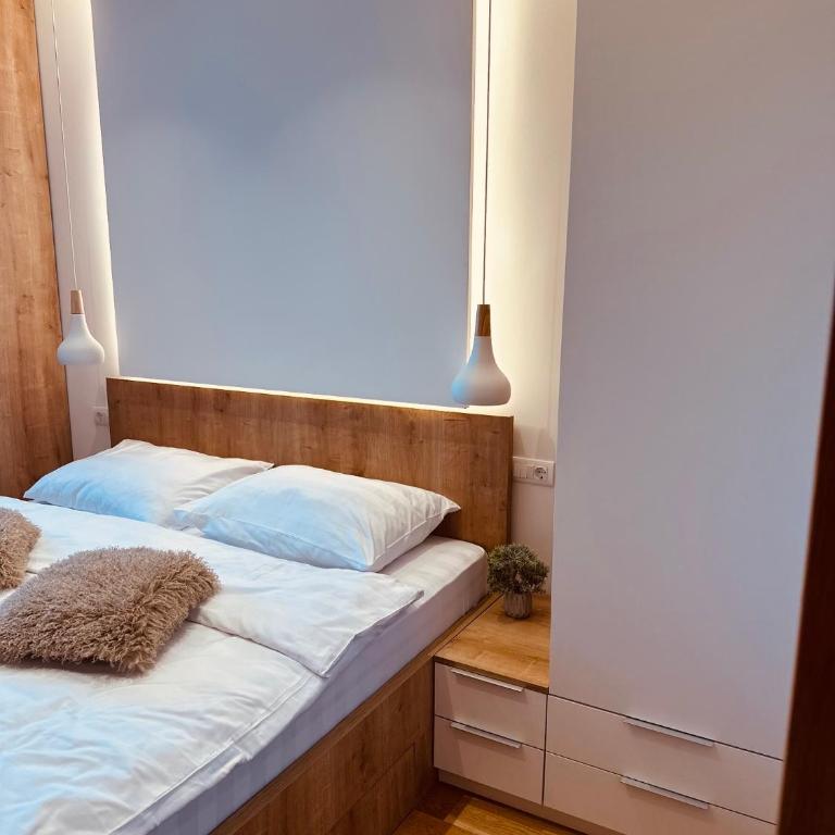 Snowtime Zlatni Javor 407 - One Bedroom Apartment with Mountain View - 11