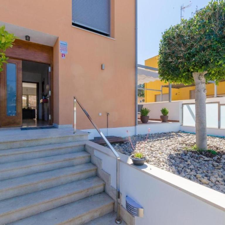 Can Pica Beach House by Llagosta Villas - Three-Bedroom House - 7