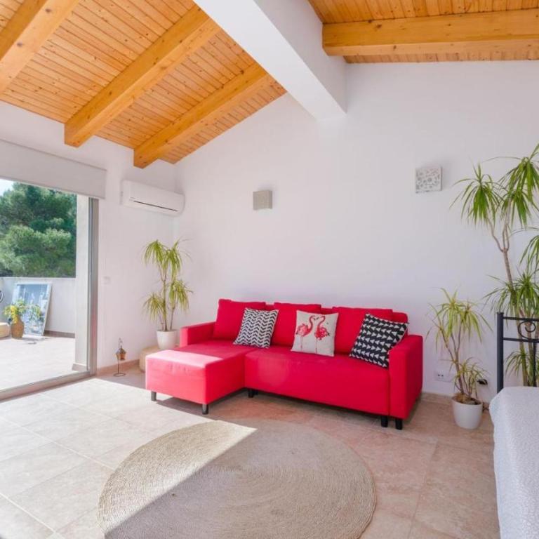 Can Pica Beach House by Llagosta Villas - Three-Bedroom House - 8