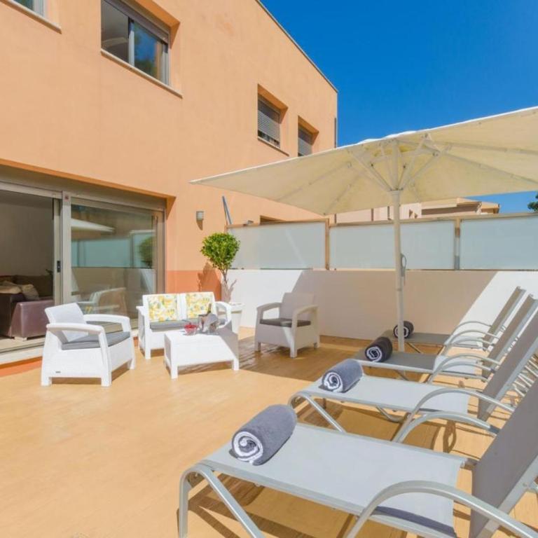 Can Pica Beach House by Llagosta Villas - Three-Bedroom House - 11